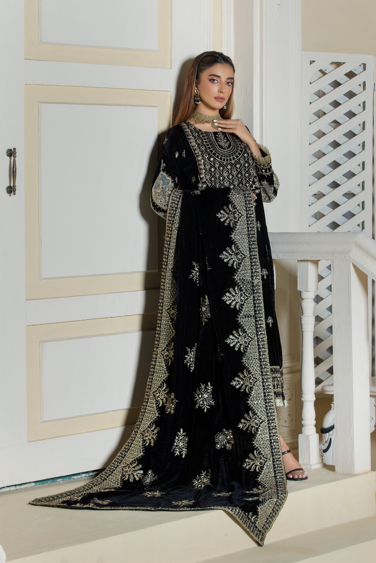 Arfa Riwaj's Winter 2023-2024 Ready-to-Wear Collection Is Live Now ...