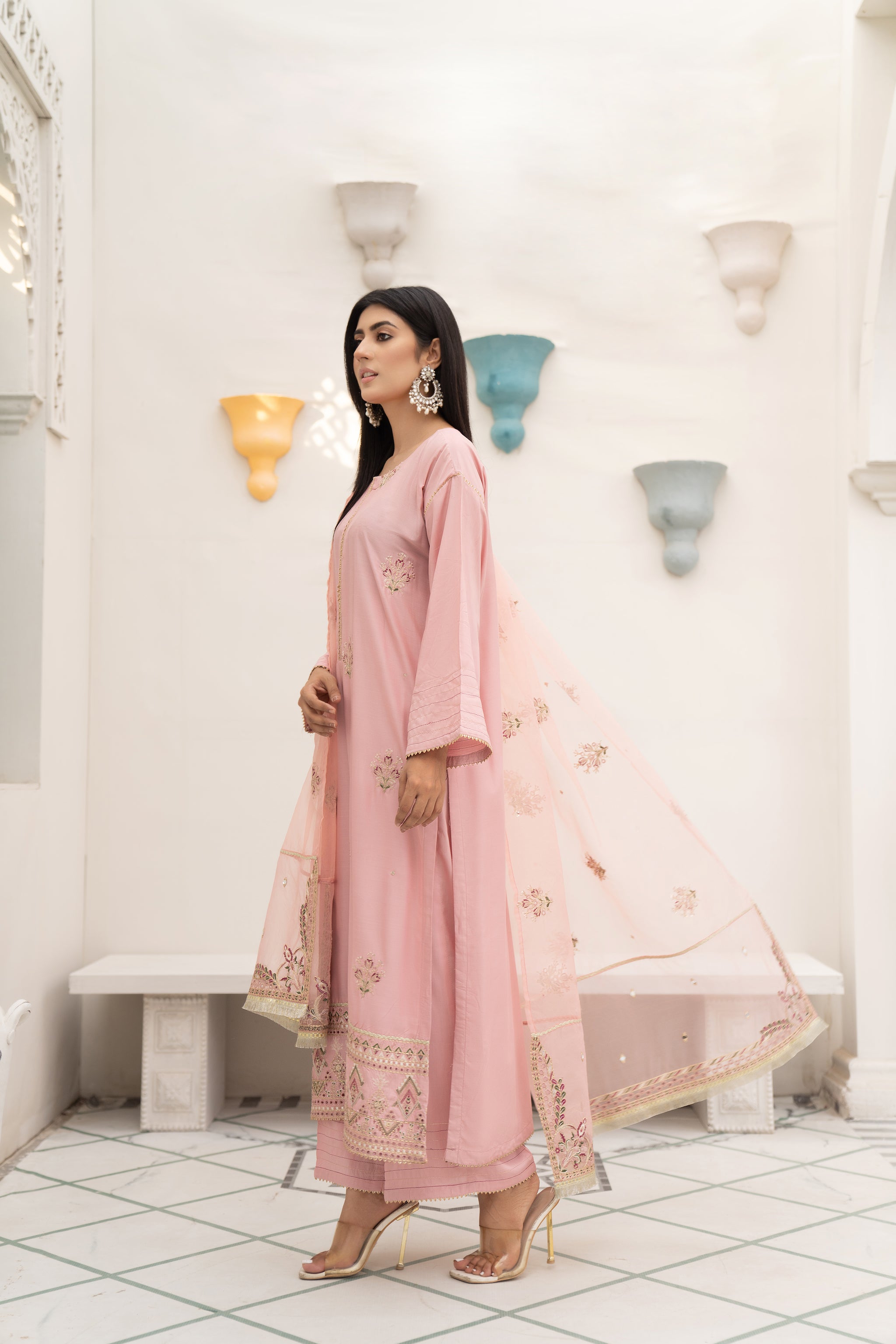 3 Piece Linen Suit-Embroidered (Pret) Winter 23 by ArfaRiwaj