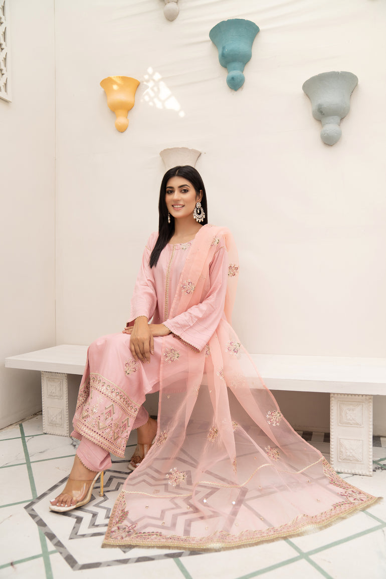 3 Piece Linen Suit-Embroidered (Pret) Winter 23 by ArfaRiwaj