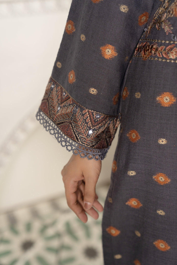 3 Piece Jacquard Khaddar Suit Luxury Pret - AR-3022Grey-Siyahi Mayal - ARFARIWAJ